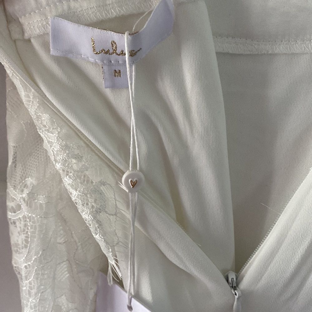 Lulus  Wedding Dress/Gown - Picture 7 of 8